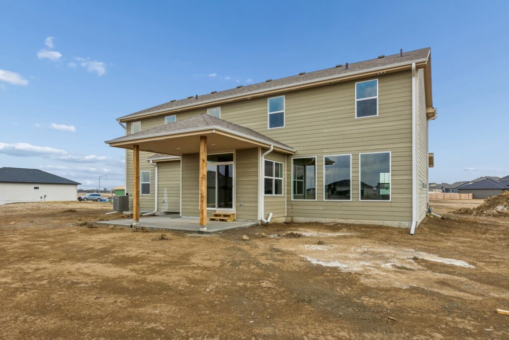 35-web-or-mls-8221 - 20819 Nebraska Ave_035