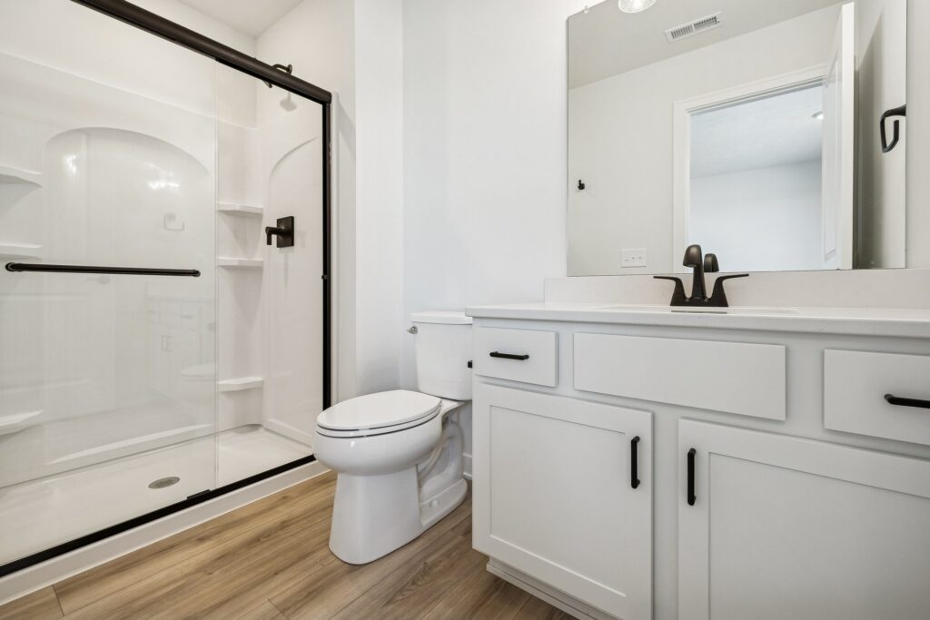 38-web-or-mls-7926 - 18055 Sycamore Dr_038