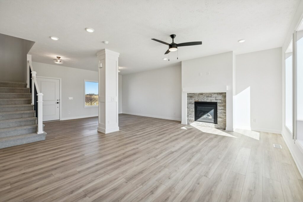 6-web-or-mls-7926 - 18055 Sycamore Dr_006