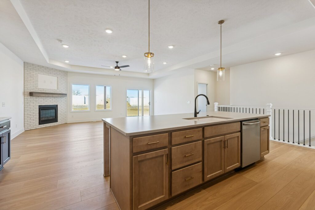 9-web-or-mls-7960 - 21428 Z St_009