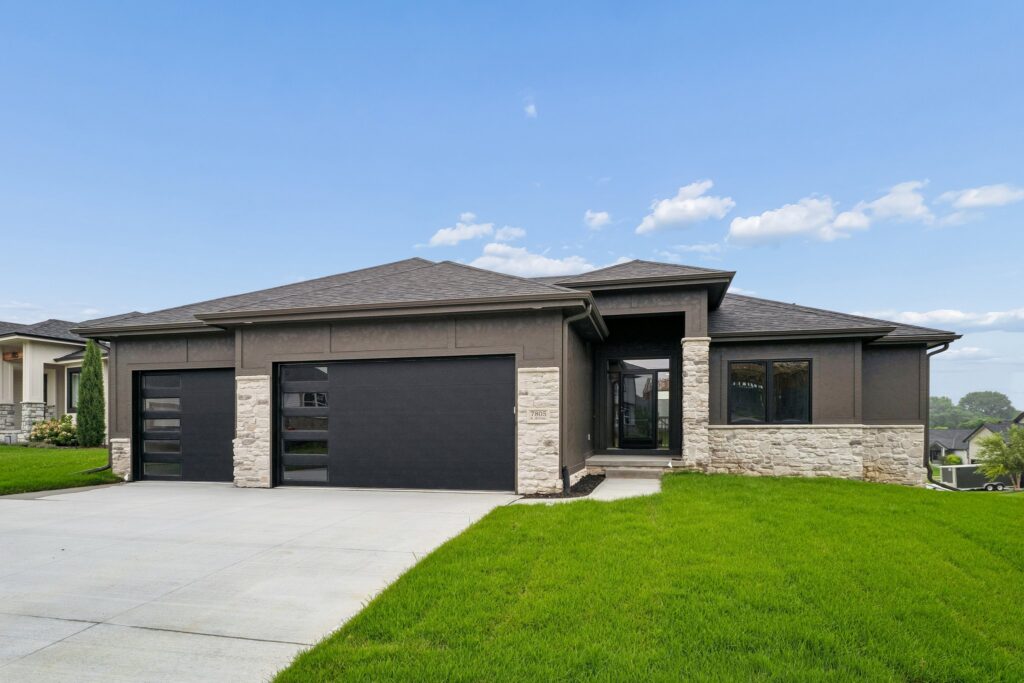1-web-or-mls-9655 - 7805 N 167th Ave_001