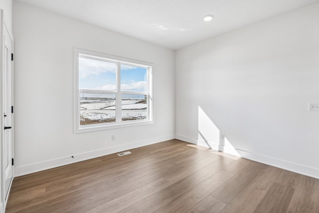 12-web-or-mls-8267 - 21417 Z Street_012