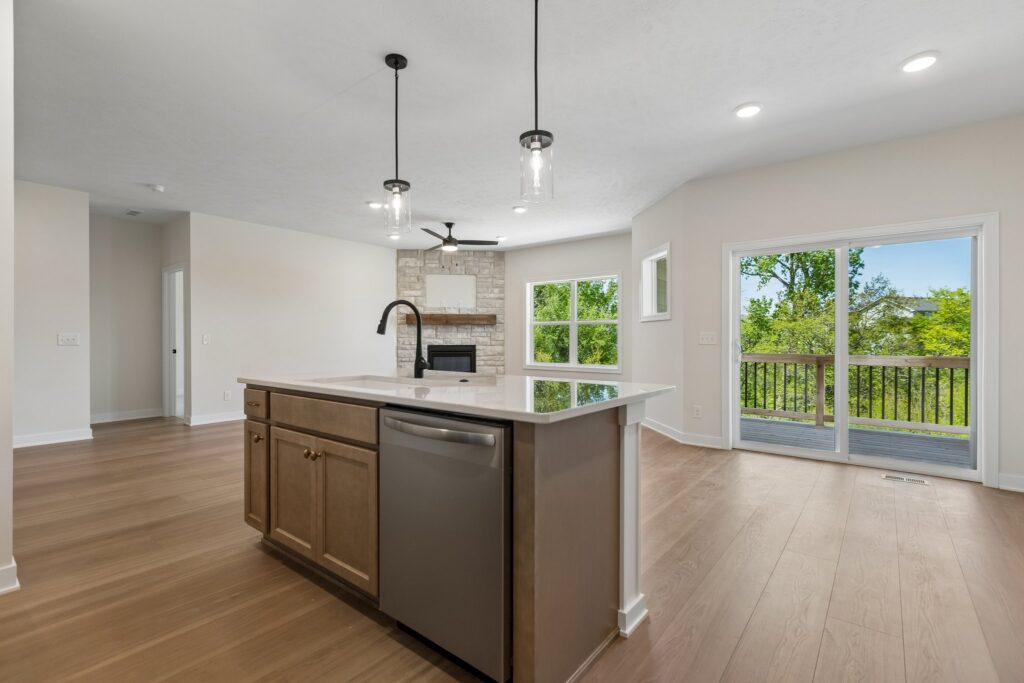 12-web-or-mls-8745 - 11306 Portage Cir_011