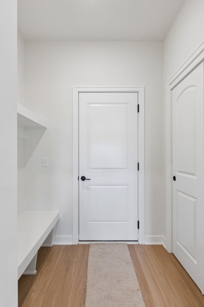 14-web-or-mls-8745 - 11306 Portage Cir_013