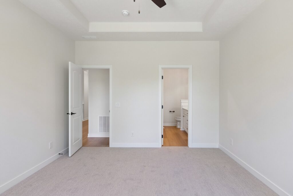 16-web-or-mls-8745 - 11306 Portage Cir_015