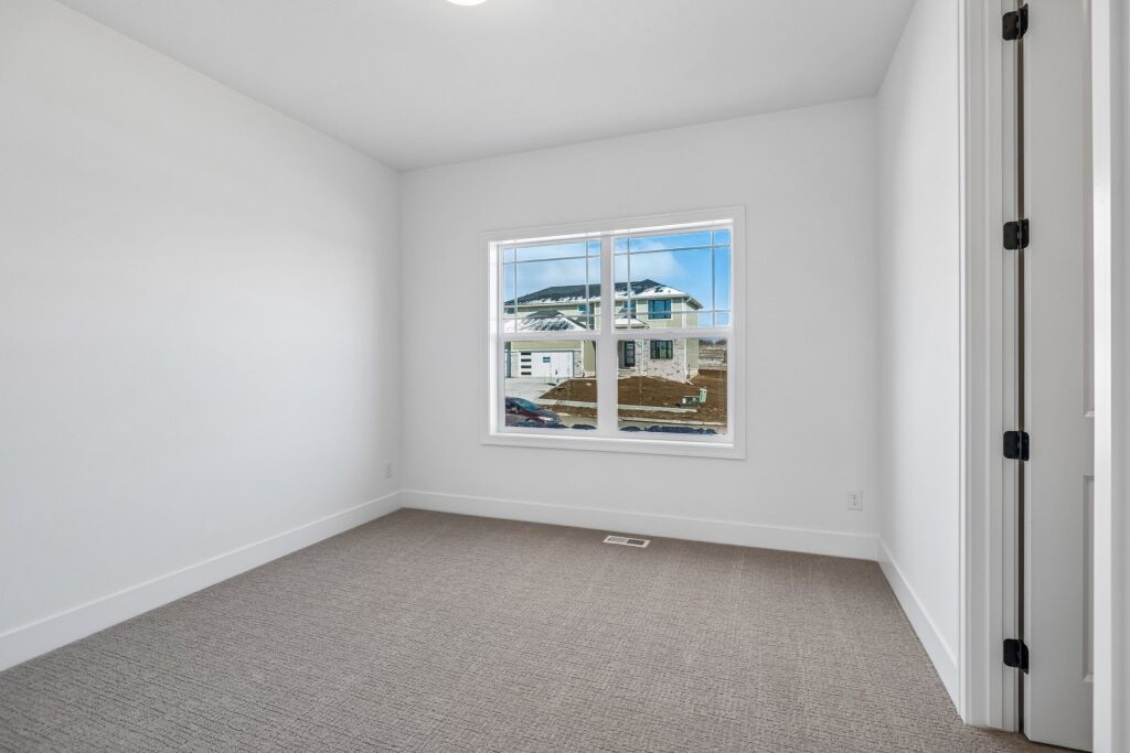 19-web-or-mls-8267 - 21417 Z Street_019
