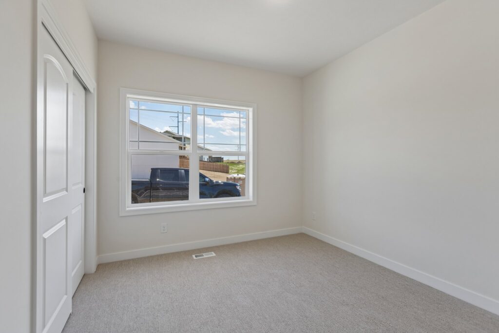 21-web-or-mls-8745 - 11306 Portage Cir_021