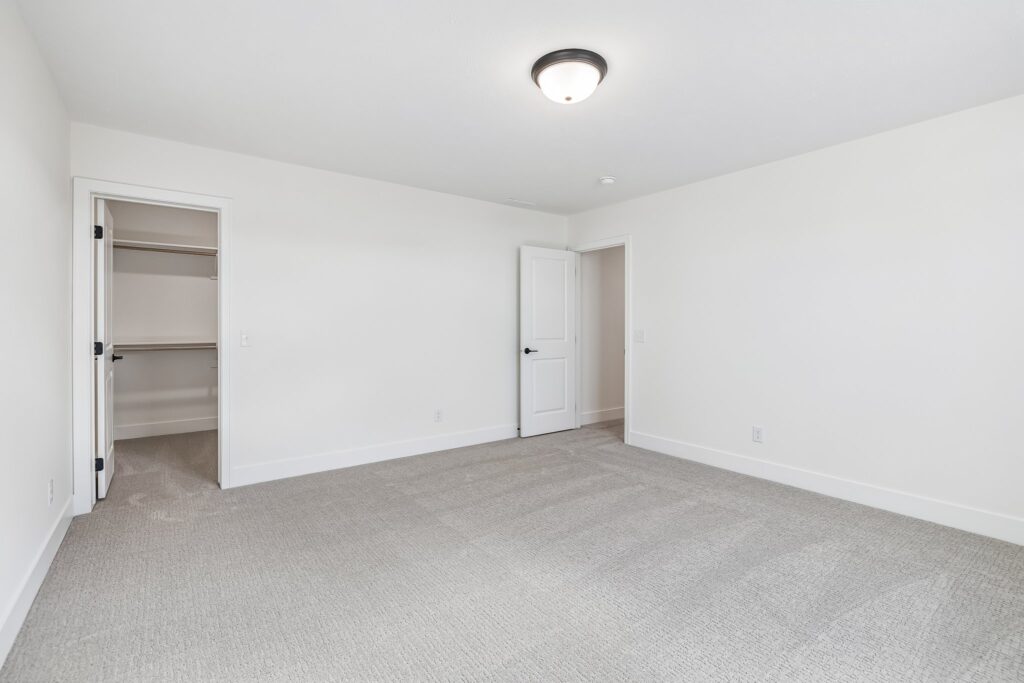 23-web-or-mls-8267 - 21417 Z Street_023