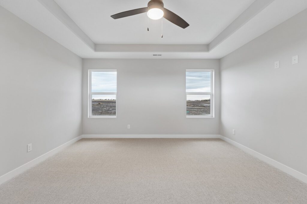 25-web-or-mls-8528 - 8614 Legacy St_025