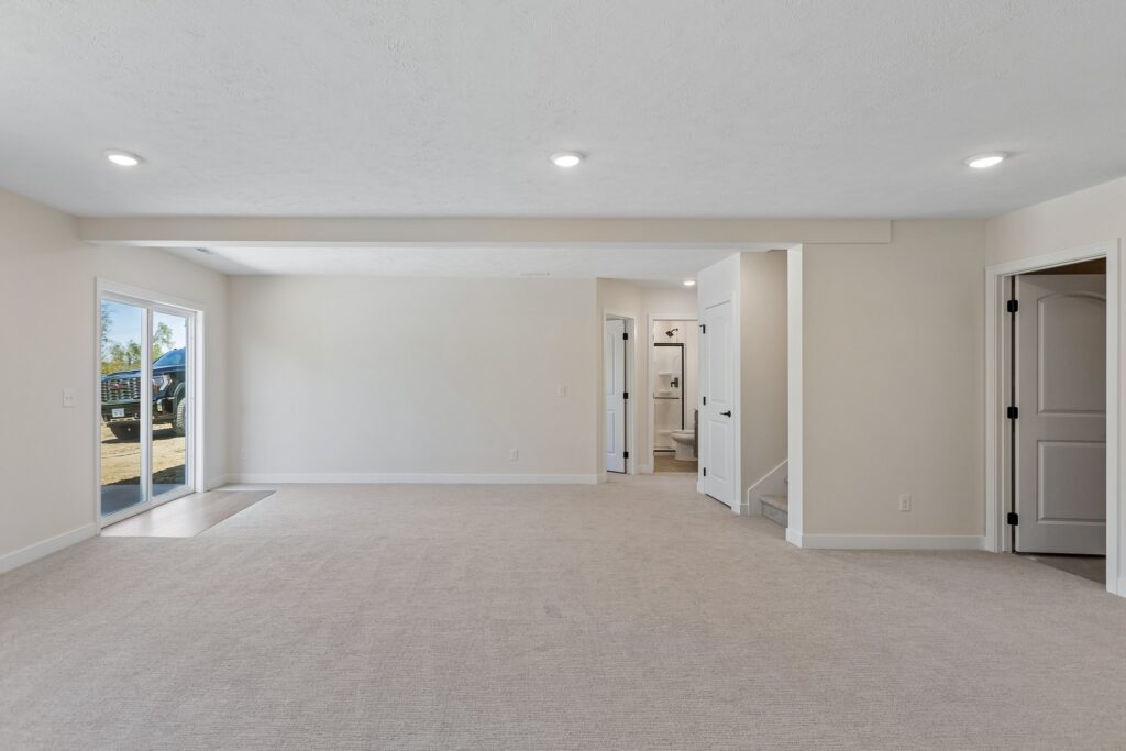 26-web-or-mls-8745 - 11306 Portage Cir_026