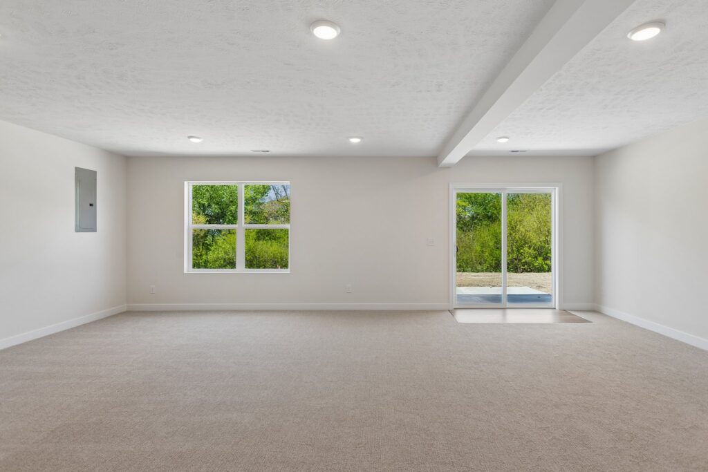 27-web-or-mls-8745 - 11306 Portage Cir_027