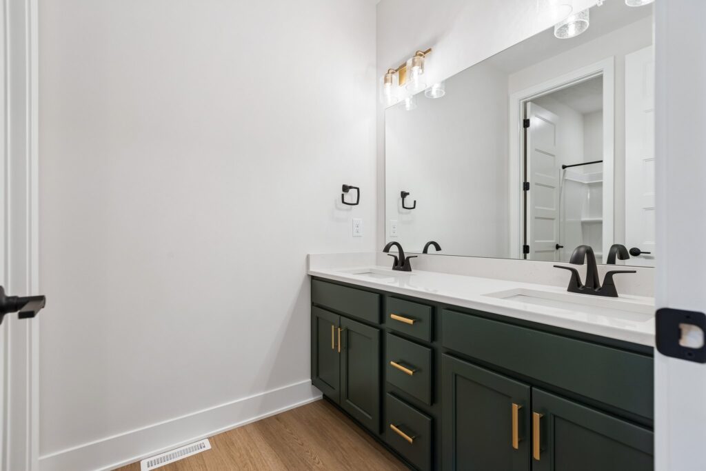 28-web-or-mls-8793 - 7805 N 167th Ave_028
