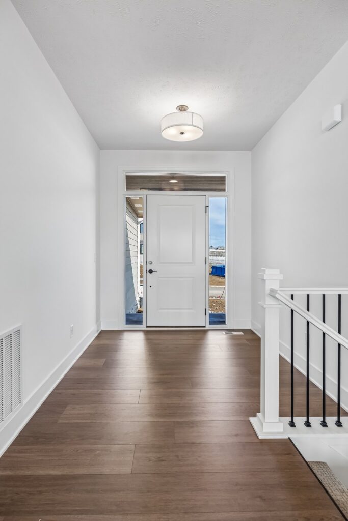 3-web-or-mls-8267 - 21417 Z Street_003