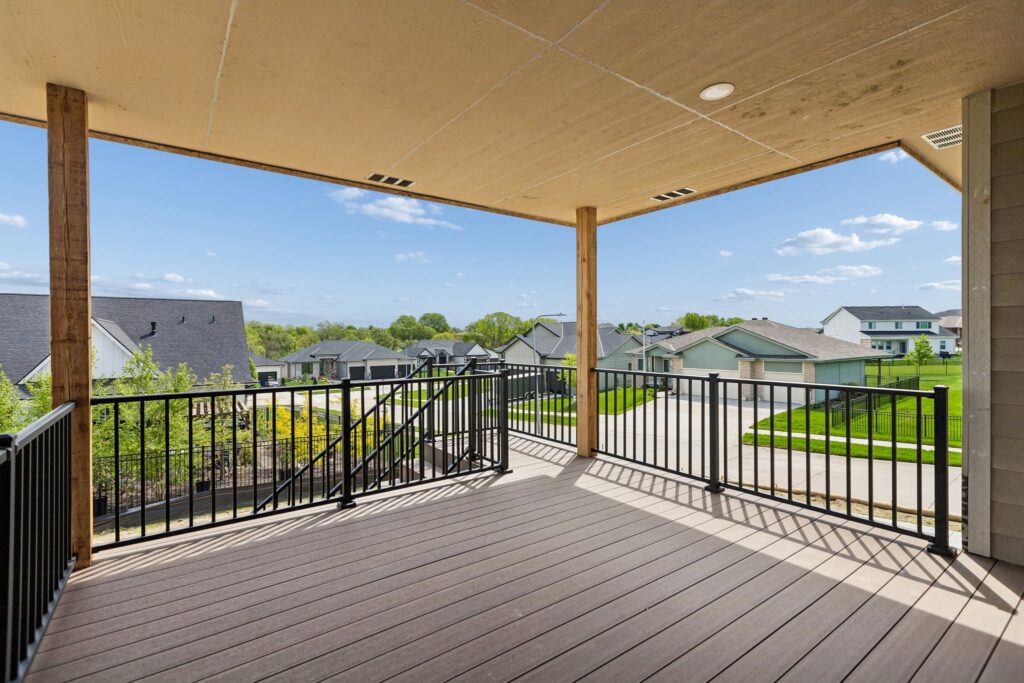 37-web-or-mls-8793 - 7805 N 167th Ave_037