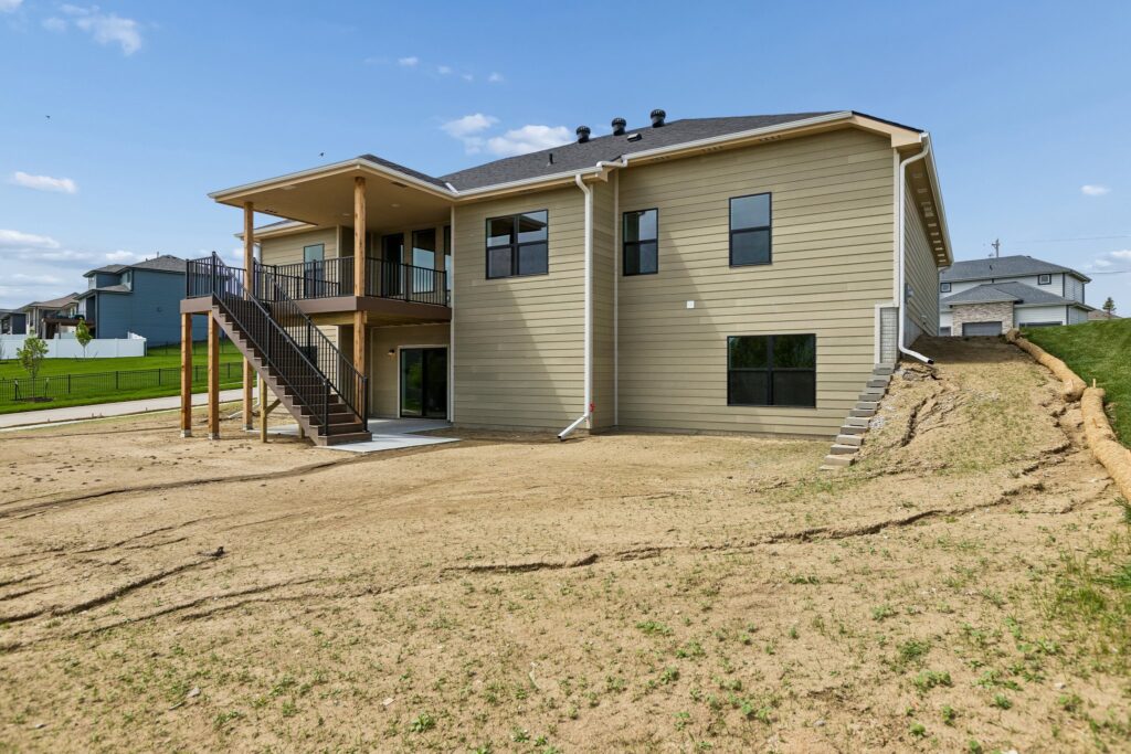41-web-or-mls-8793 - 7805 N 167th Ave_041