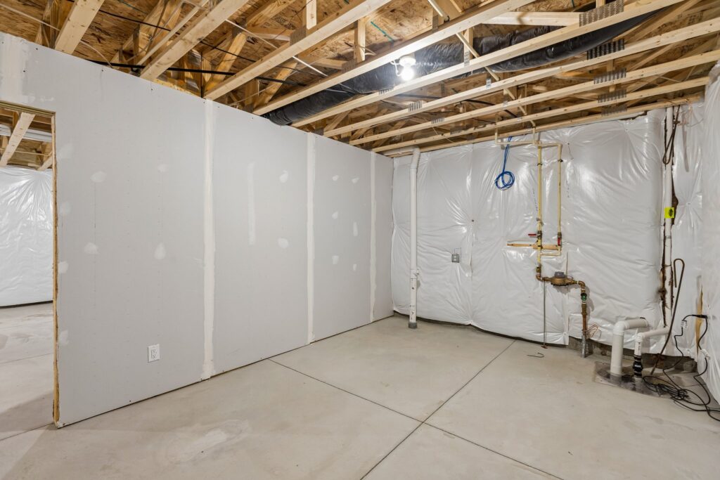 42-web-or-mls-8528 - 8614 Legacy St_042