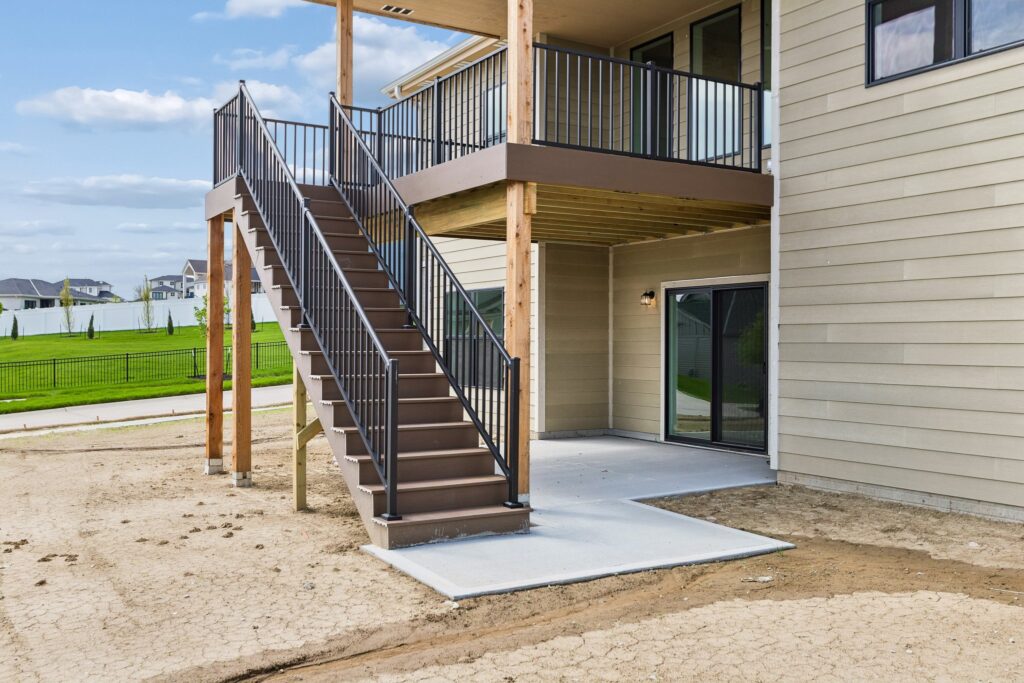 42-web-or-mls-8793 - 7805 N 167th Ave_042