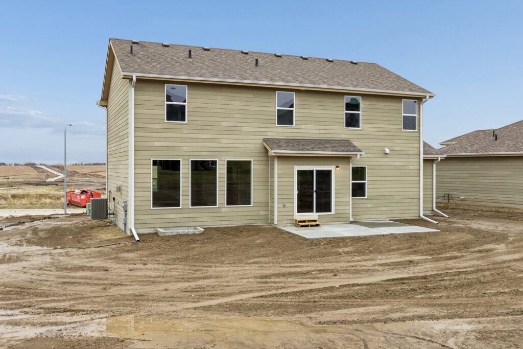 46-web-or-mls-8512 - 6221 N 210th St_046