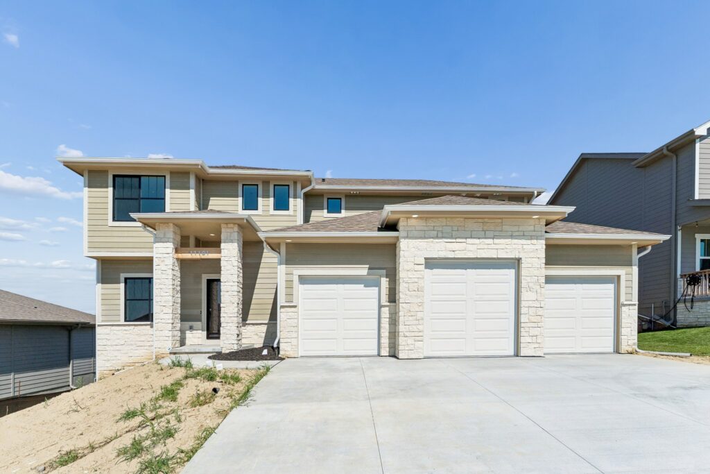 1-web-or-mls-9343 - 11101 N 161st St_001