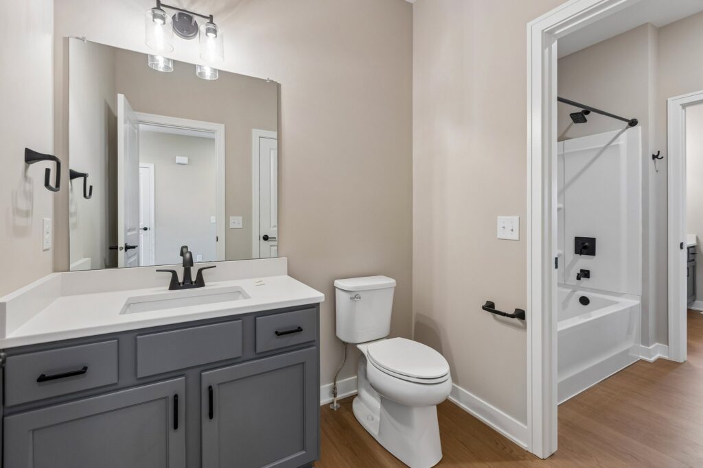 13-web-or-mls-9341 - 17118 Cora St_013