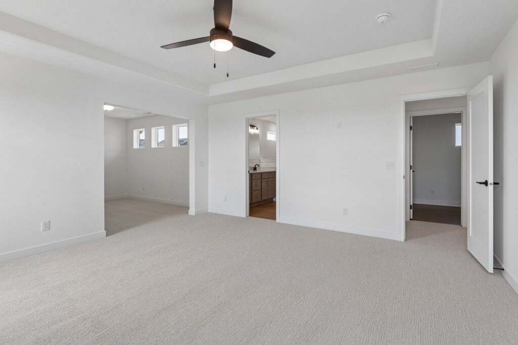 13-web-or-mls-9659 - 11103 N 161st Ave_013