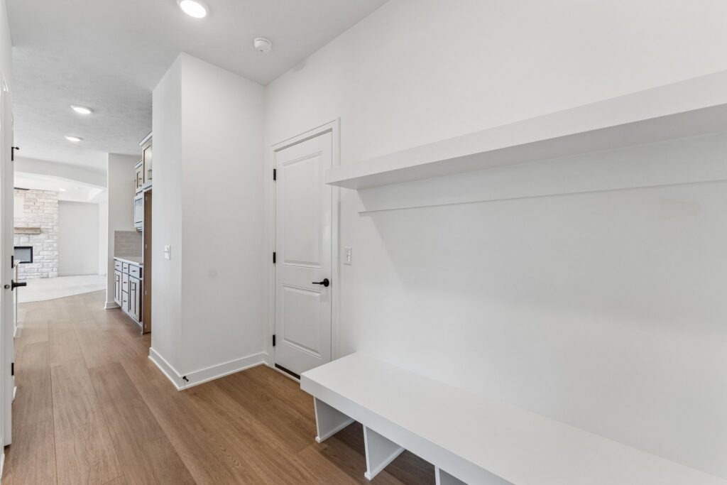 14-web-or-mls-9344 - 11008 N 172nd St_004