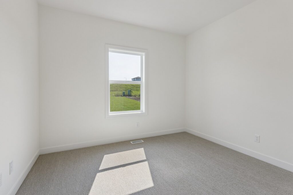 14-web-or-mls-9658 - 10959 N 173rd Ave_014