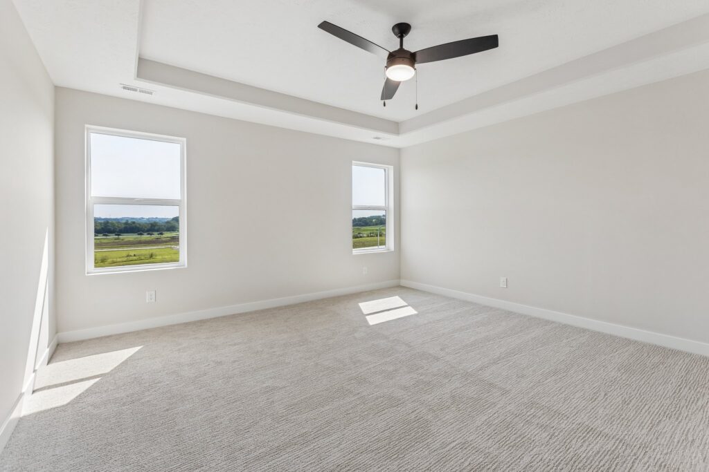 15-web-or-mls-11003 N 159th Ave_015
