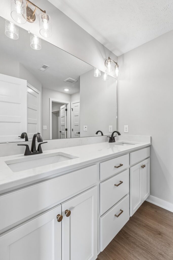 15-web-or-mls-9657 - 11209 N 173rd St_015