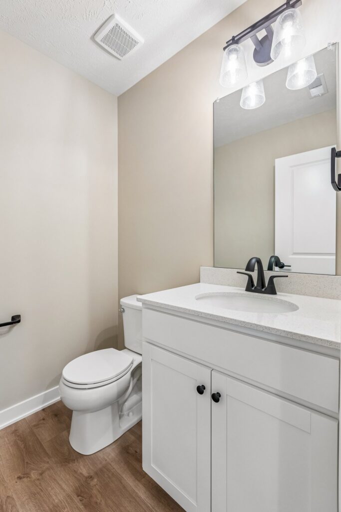18-web-or-mls-9412 - 7713 N 116th St_018