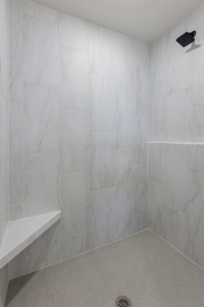 18-web-or-mls-9659 - 11103 N 161st Ave_018