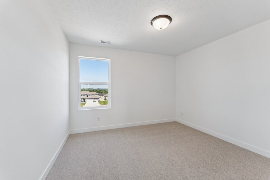19-web-or-mls-9343 - 11101 N 161st St_019