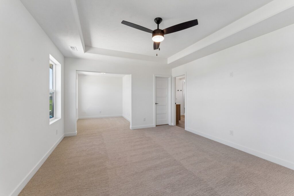 20-web-or-mls-9343 - 11101 N 161st St_020