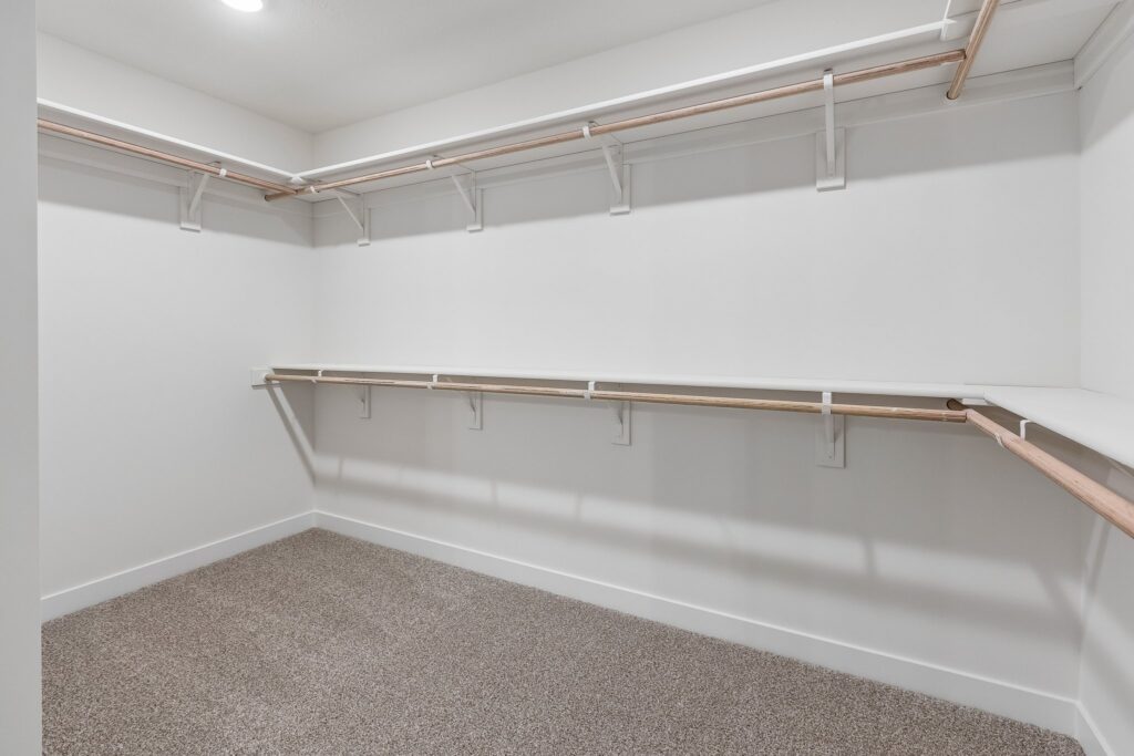21-web-or-mls-16101 Isabella St_021