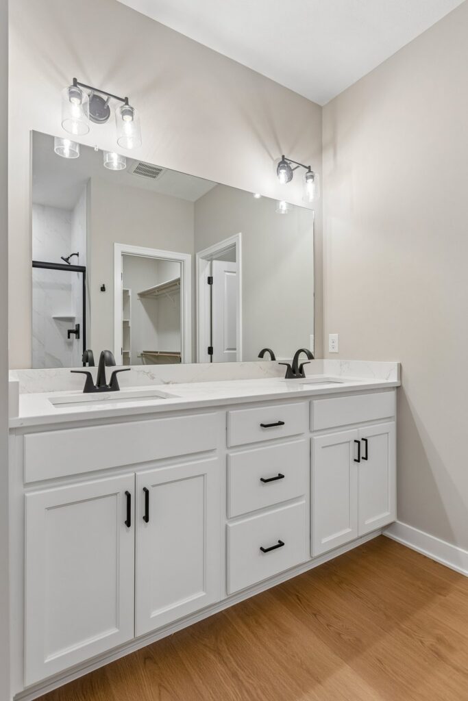 21-web-or-mls-9341 - 17118 Cora St_021