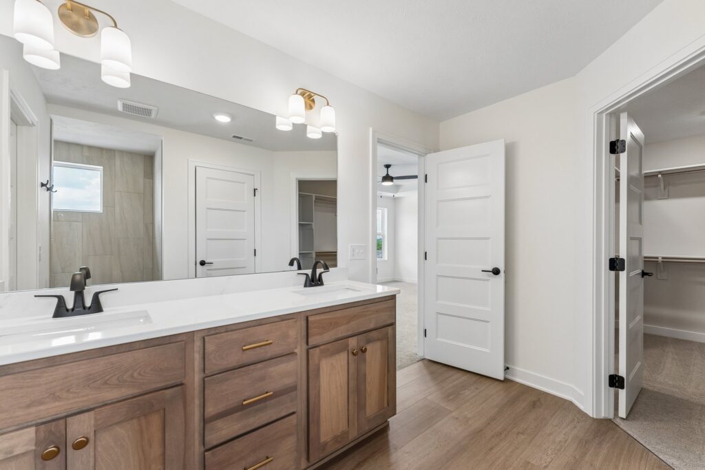21-web-or-mls-9344 - 11008 N 172nd St_018