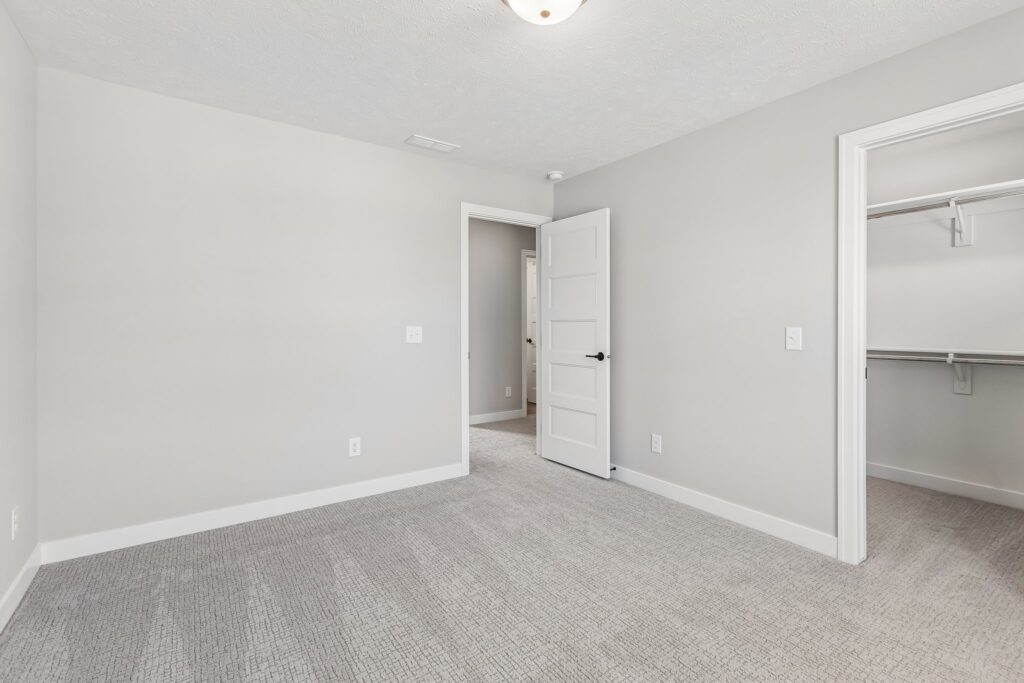 21-web-or-mls-9657 - 11209 N 173rd St_021