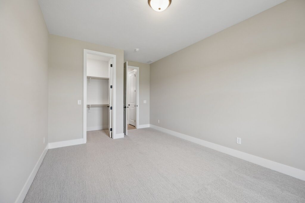 21-web-or-mls-9801 - 3812 Prairie Breeze Rd_021
