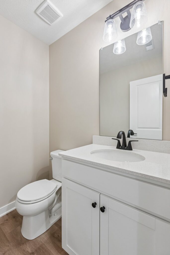 22-web-or-mls-8363 - 7713 N 116th Ave - 022