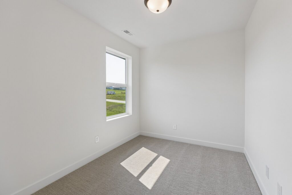 23-web-or-mls-9658 - 10959 N 173rd Ave_023