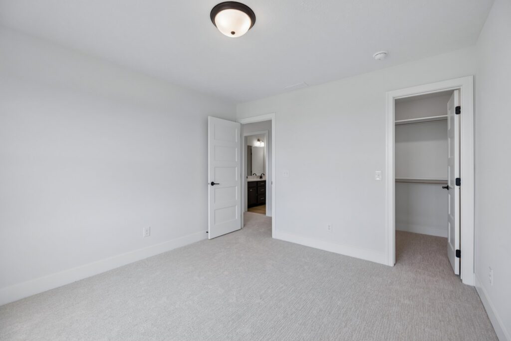 23-web-or-mls-9800 - 3818 Prairie Breeze Rd - 024