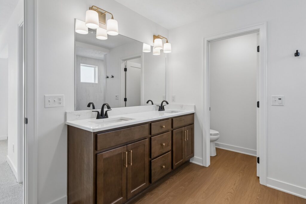24-web-or-mls-9658 - 10959 N 173rd Ave_024