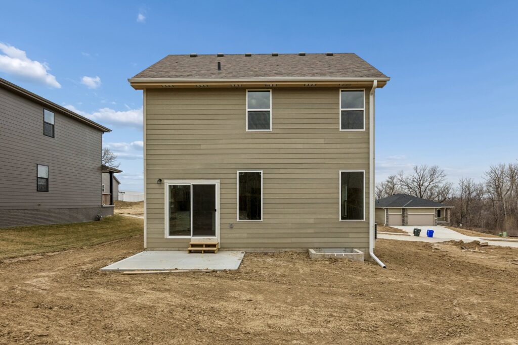 25-web-or-mls-8363 - 7713 N 116th Ave - 025