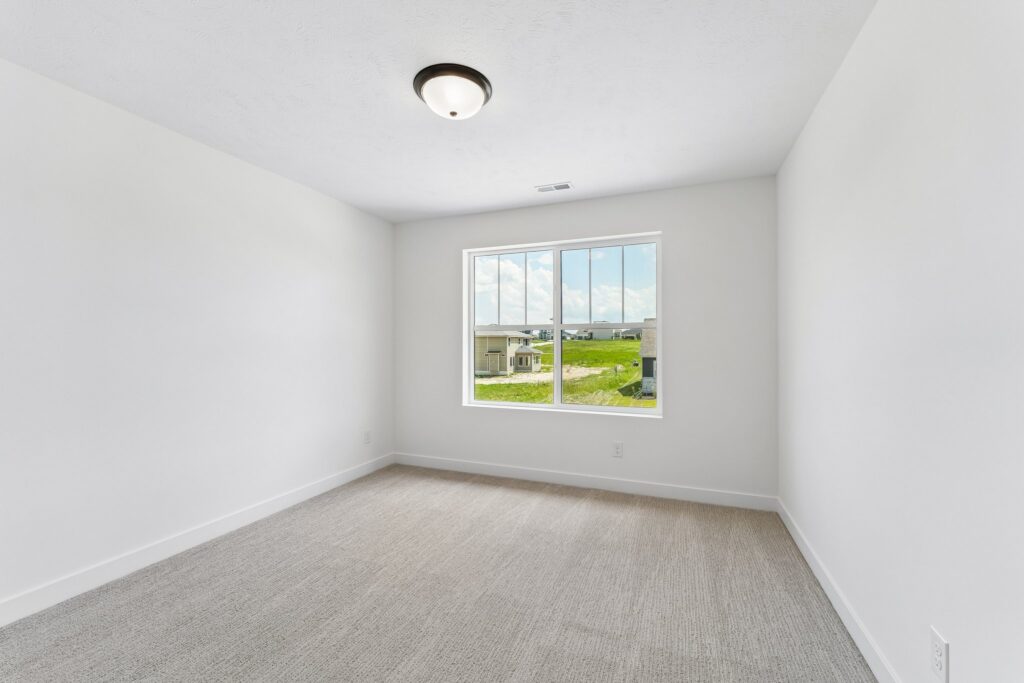 25-web-or-mls-9344 - 11008 N 172nd St_022