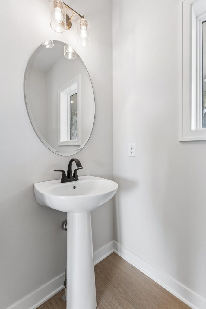 27-web-or-mls-11003 N 159th Ave_027
