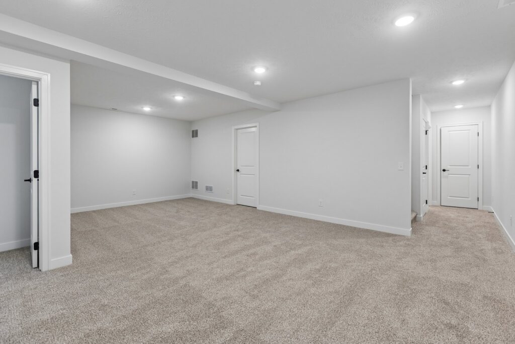 28-web-or-mls-16101 Isabella St_029