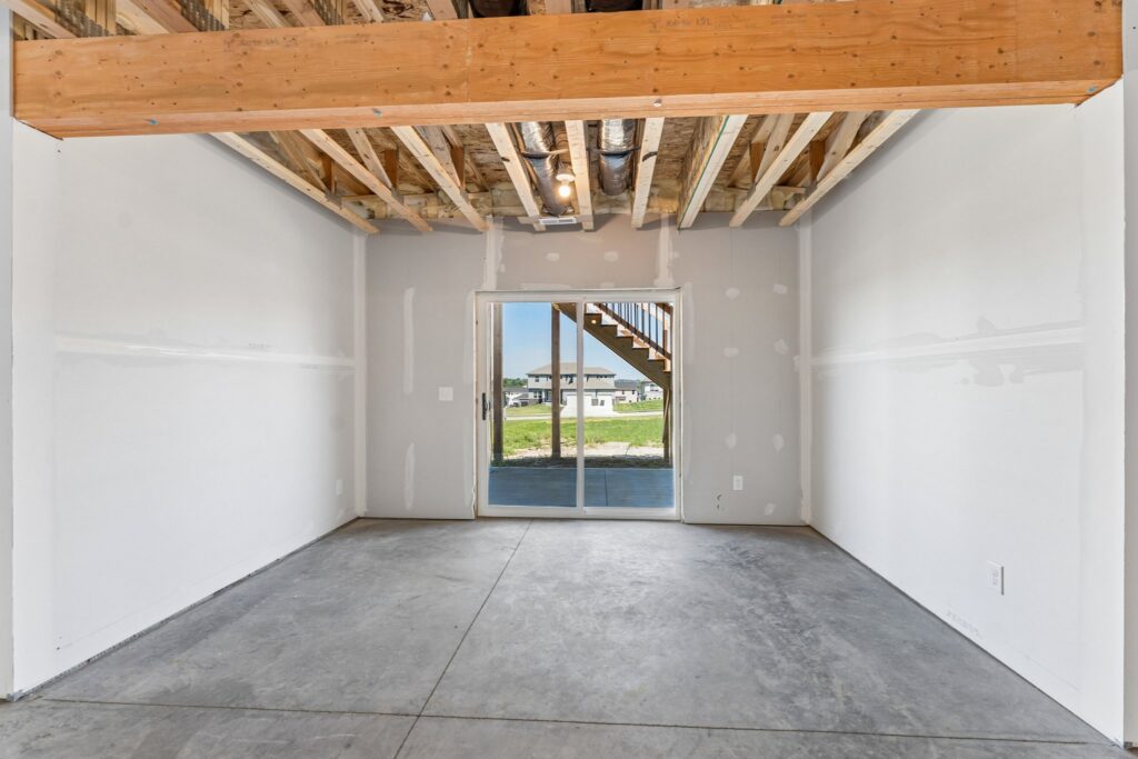 28-web-or-mls-9343 - 11101 N 161st St_028