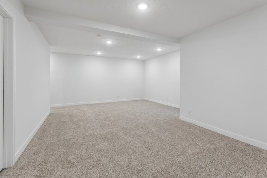 29-web-or-mls-16101 Isabella St_030