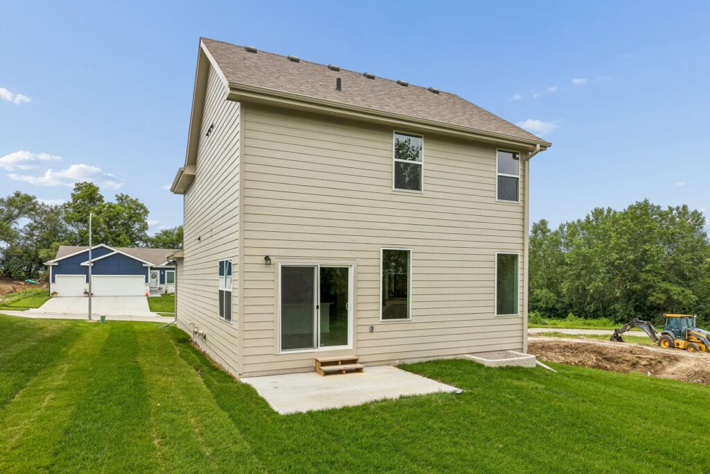 29-web-or-mls-9412 - 7713 N 116th St_029