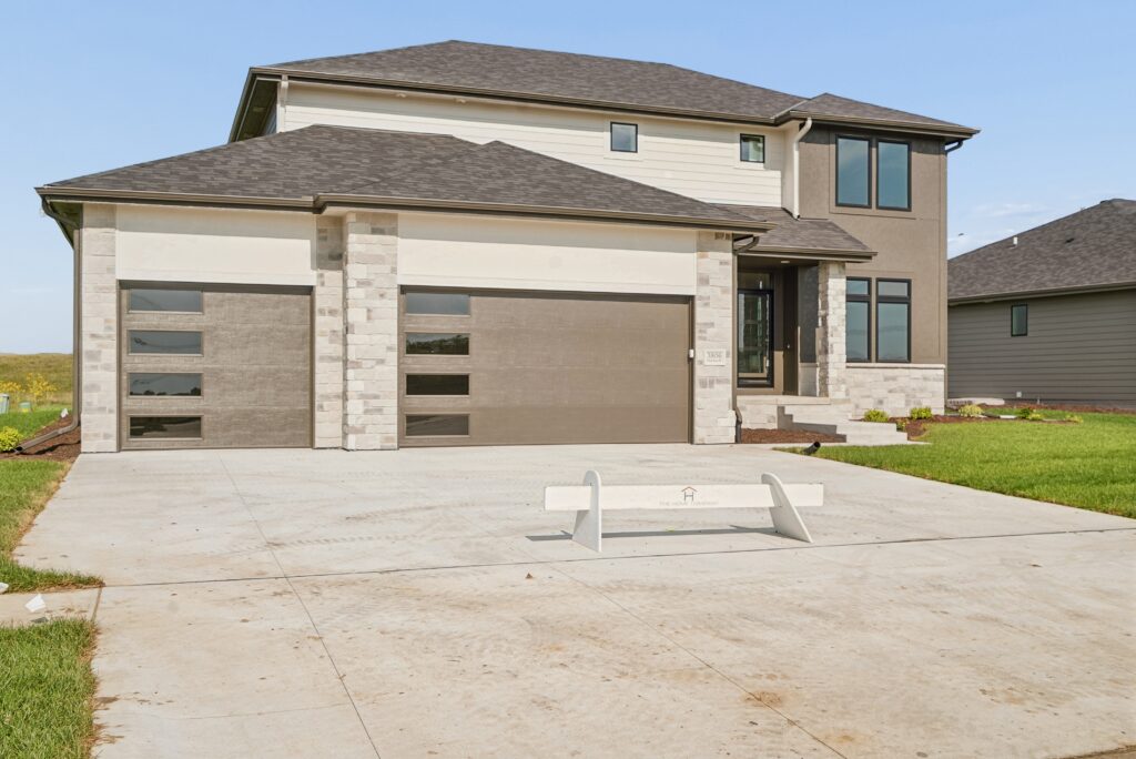 3-print-3806 Prairie Breeze Road_003